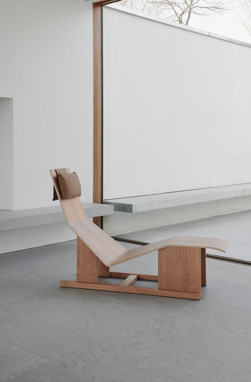 Easy-Chairs