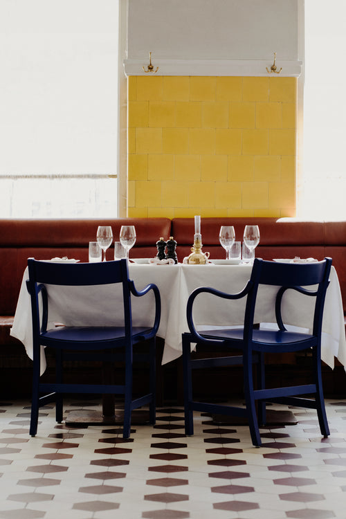 Waiter XL Armchair