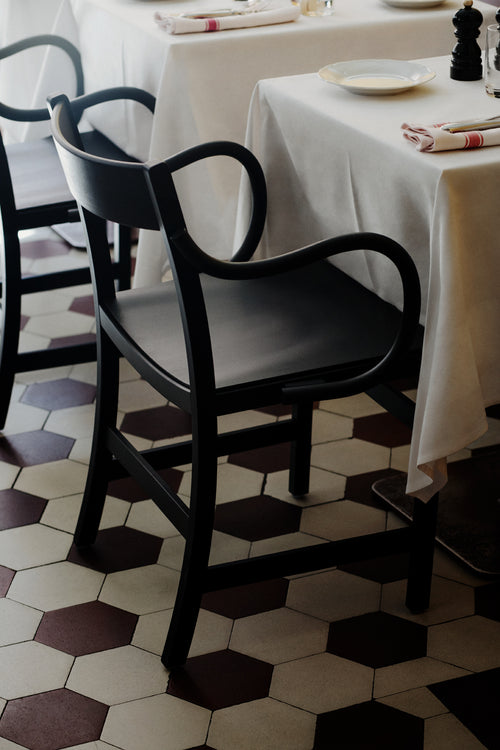 Waiter XL Armchair