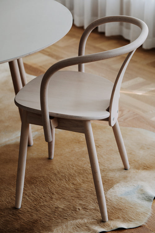 Icha Chair