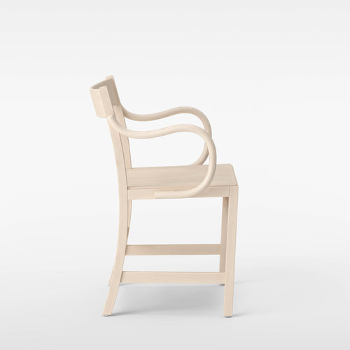 Waiter XL Armchair